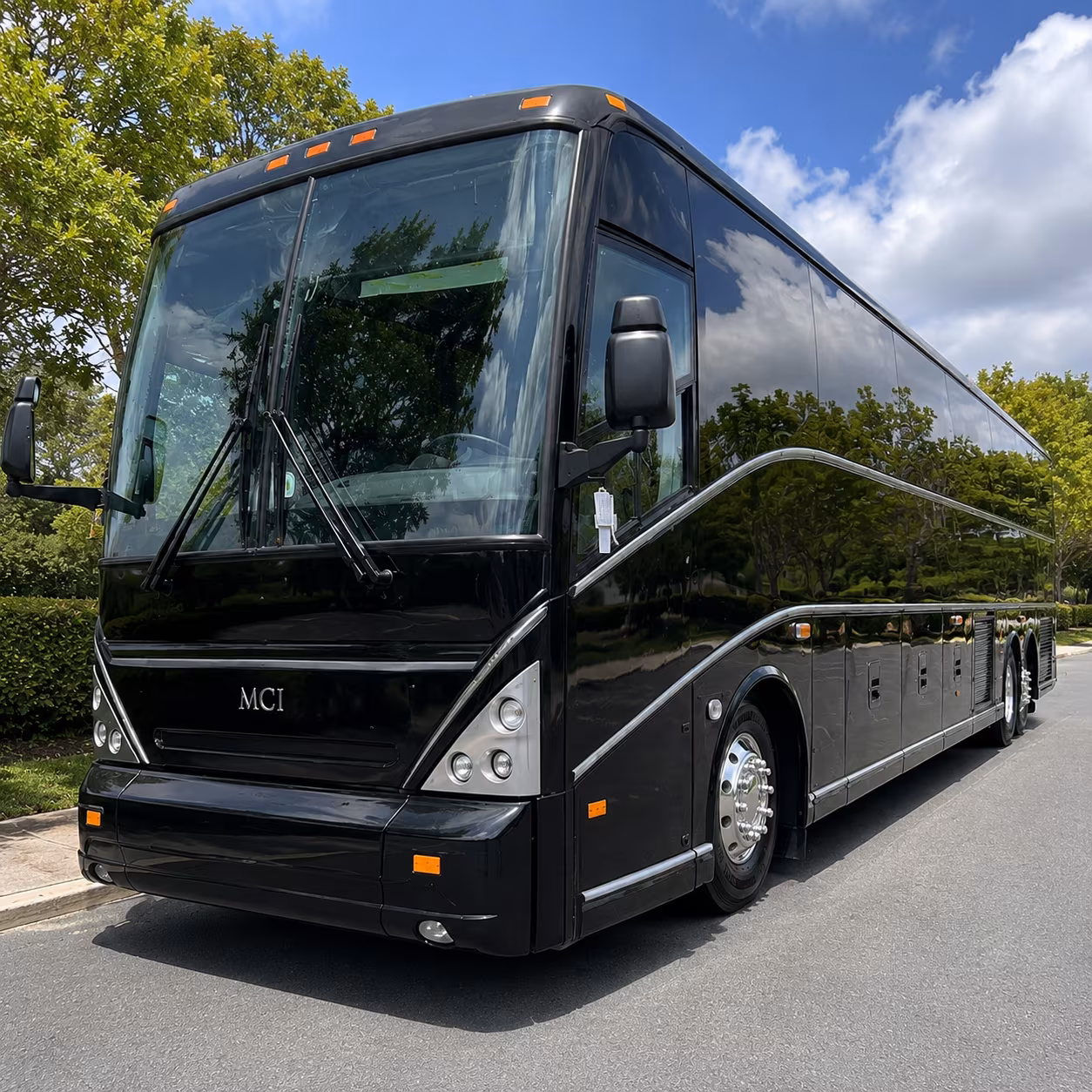 state farm stadium bus rentals for cardinals games and bowl season